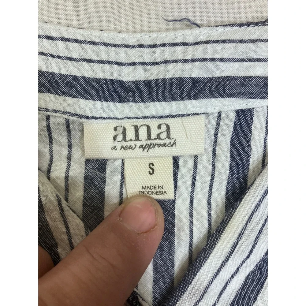 ANA‎ A New Approach Womens Small Navy Blue White Striped Twist Front Button Top - Picture 5 of 8